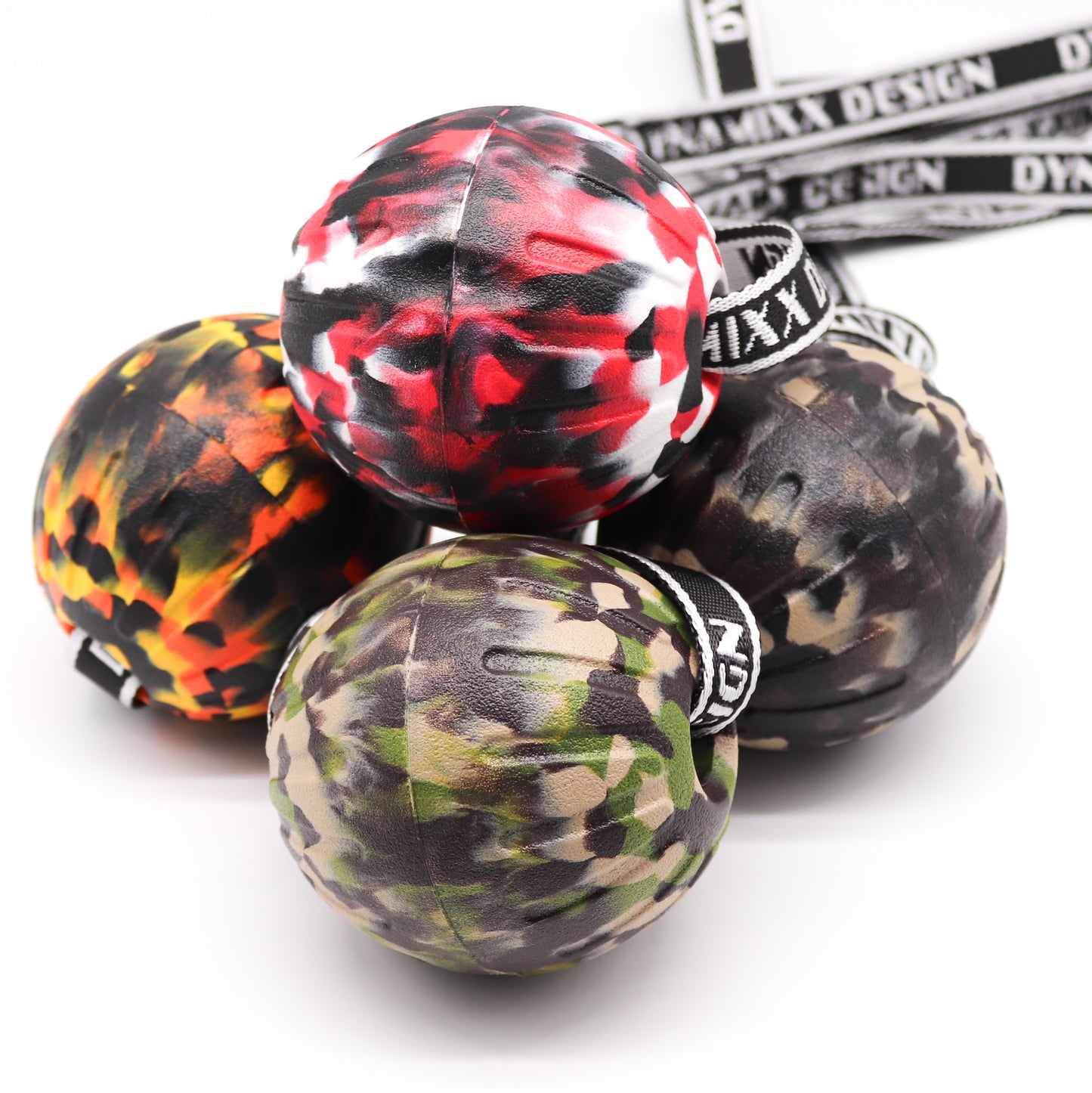 BALL9 – Schaumstoffball mit Schlaufe (9 cm)